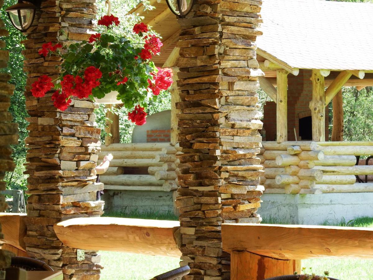 Casa Din Vale Hotel Sacuieu Екстериор снимка