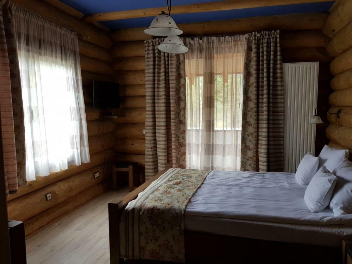 Casa Din Vale Hotel Sacuieu Екстериор снимка